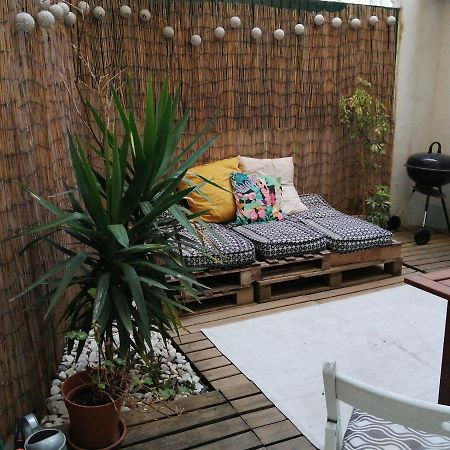Apartamento Encantador Com Patio リスボン エクステリア 写真