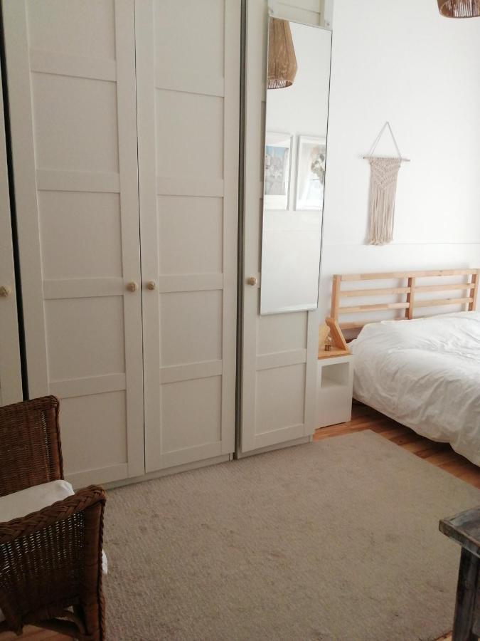 Apartamento Encantador Com Patio リスボン エクステリア 写真